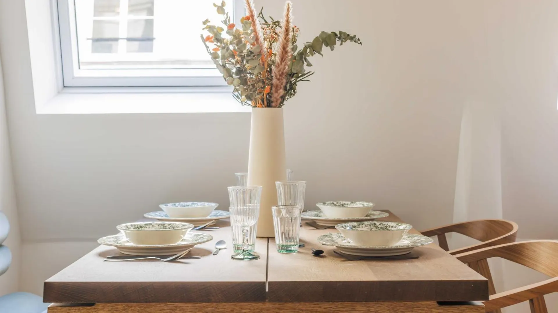 Classy Apartment St Honore - Louvre Paris
